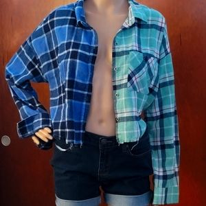 Plaid crop shirt.